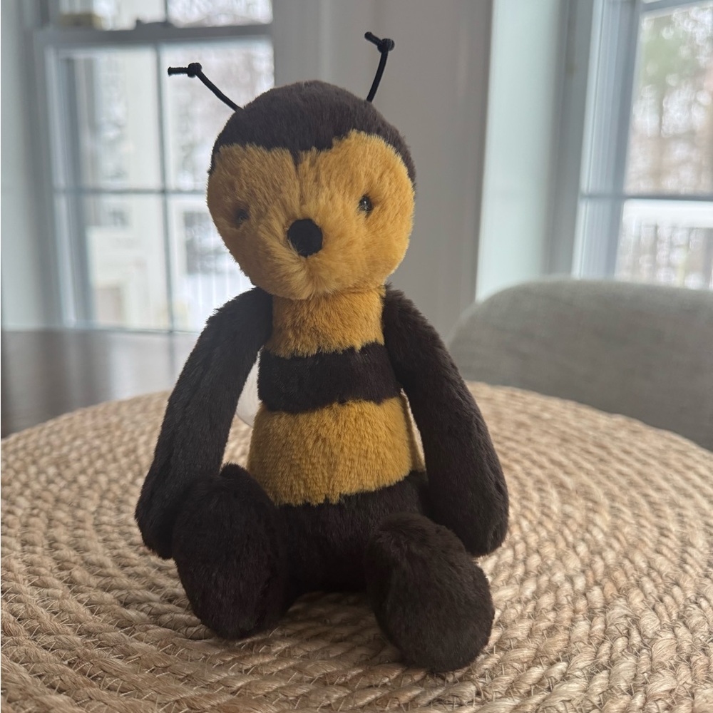 Small Bashful Bee - Jellycat - RETIRED/VHTF - NWOT